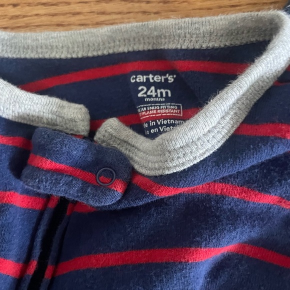 Carter’s bundle of PJs, 24 month and 2T - Picture 5 of 7